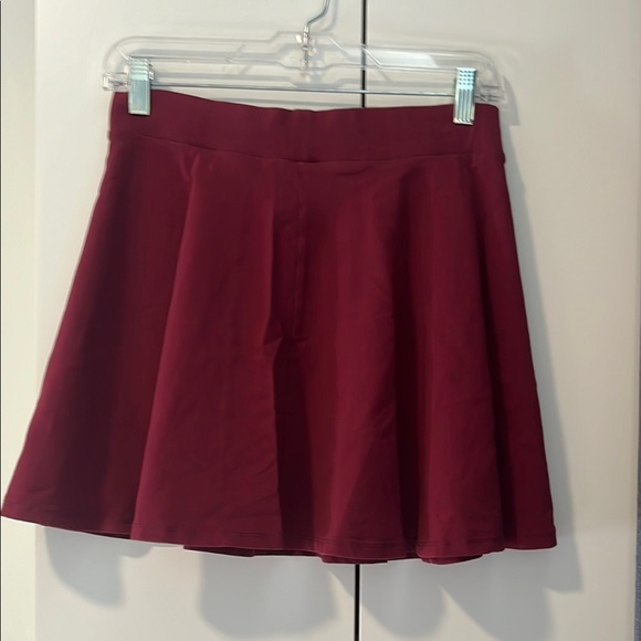 H&M Red Mini Skater Skirt - Picture 3 of 3